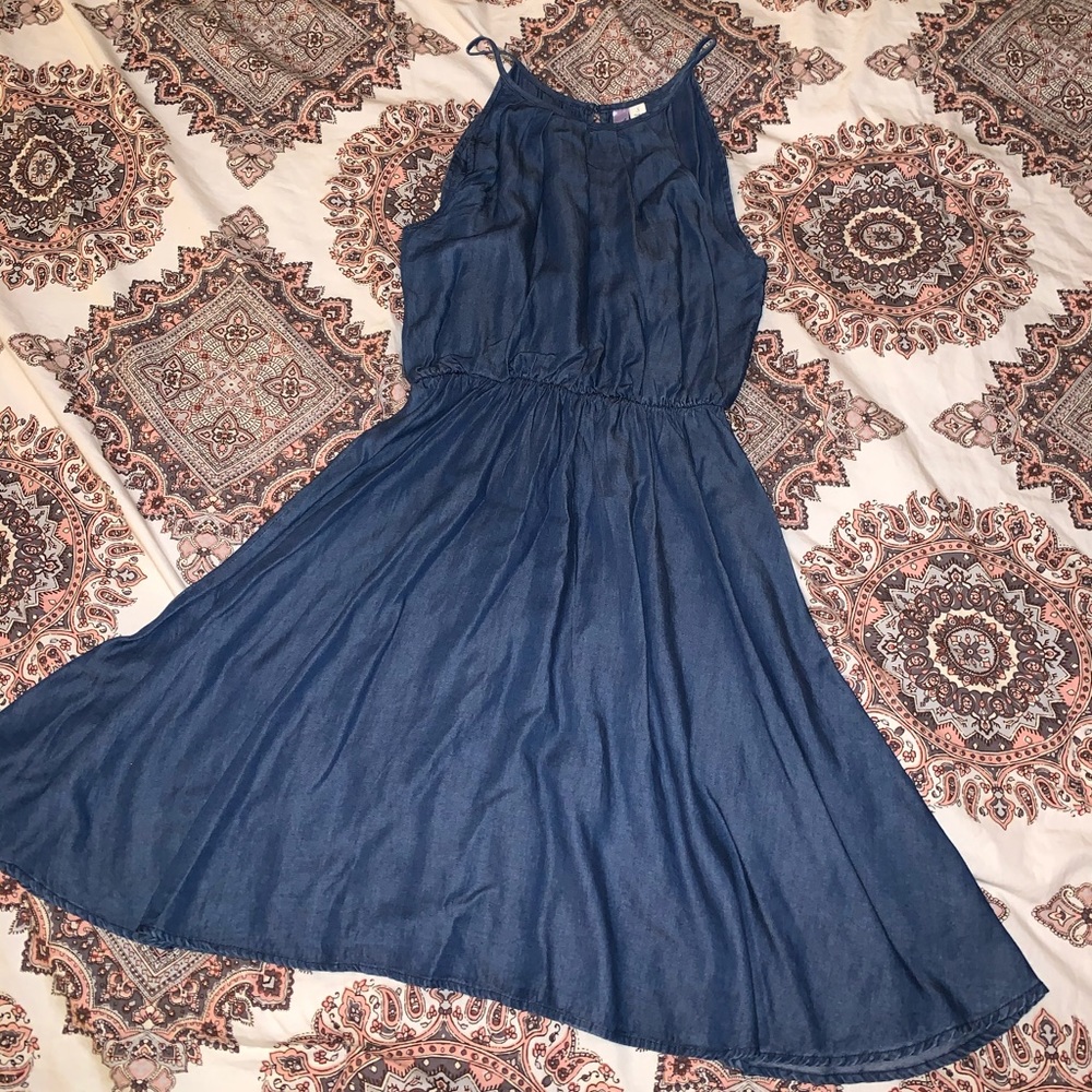 Blue dress
